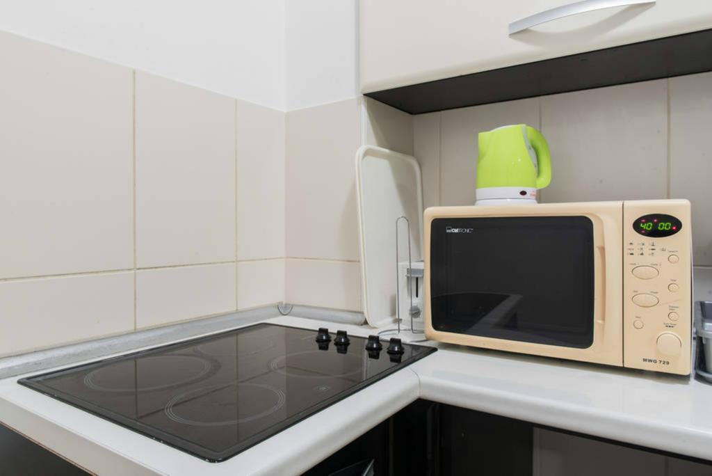 Spacious 1-bedroom apartment Novi Sad Buitenkant foto